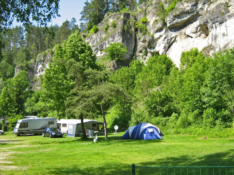 Einer der beliebtesten Campingplätze in Bayern ist der Campingplatz Bärenschlucht. Durch seine Lage in der fränkischen Schweiz.