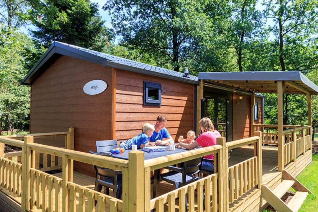 Glamping auf dem Bauernhof: ein schickes Mobilheim auf Camping de pampel