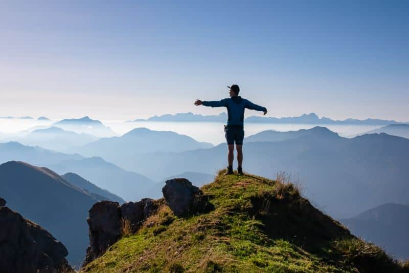 Wanderer in den Alpen am Plöckenpass