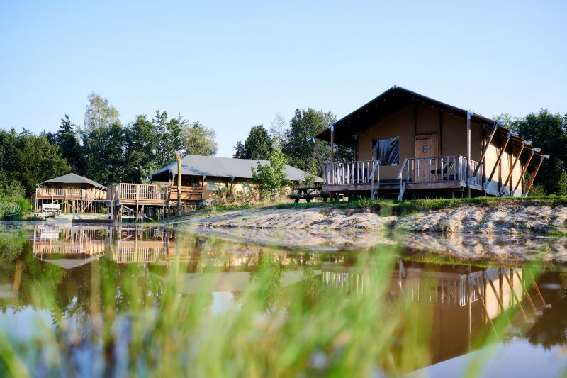 Ferienpark Sallandshoeve: Safarizelt mit eigenem Bad mieten