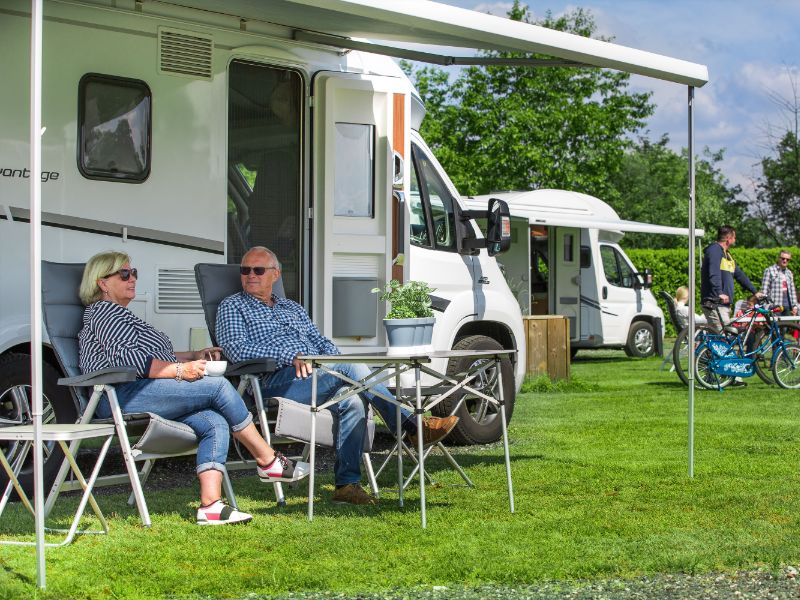 10 mooie camperplaatsen in Nederland